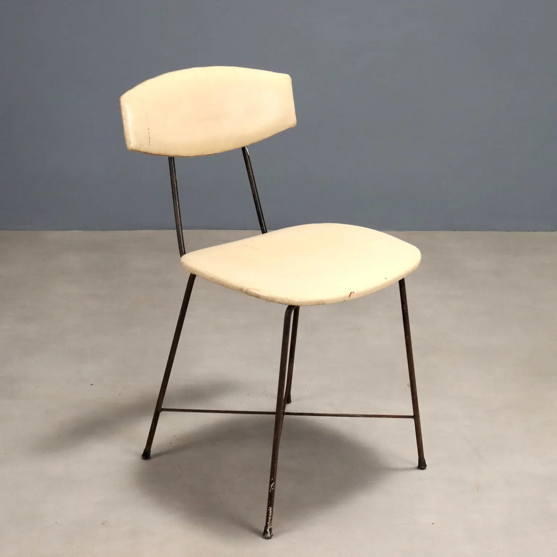 Vintage Chair Enamelled Metal White Leatherette Italy Design 1960s | Modernism | Chairs
