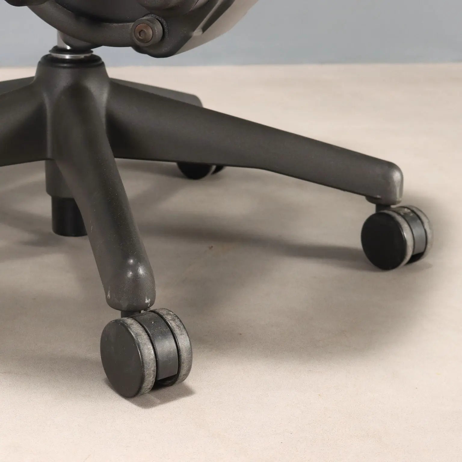 Herman Miller Areon Chair Vintage Design Stumpf and Chadwick 1990s | Modernism | Chairs