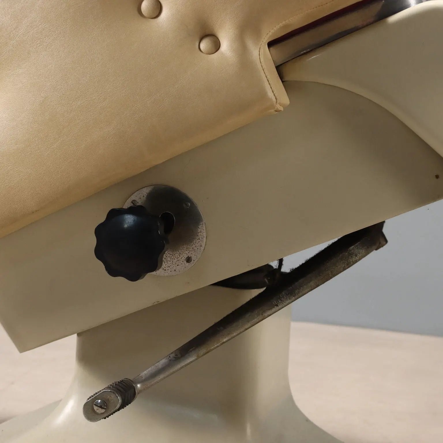 1960s Barber Chair in Two-Tone Faux Leather