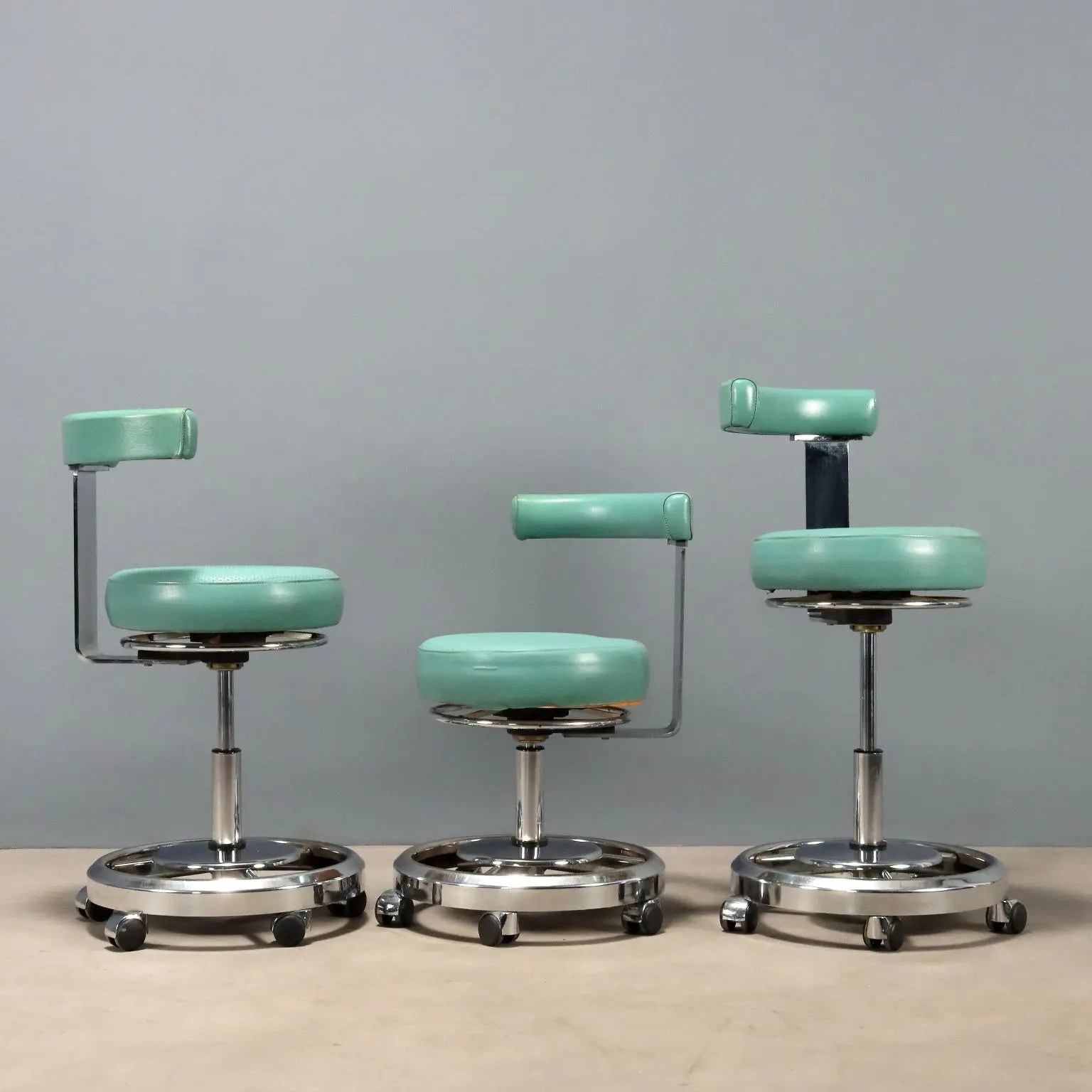 Vintage Dentist's Stools Metal Leatherette Design Italy 1980s | Modernism | Chairs