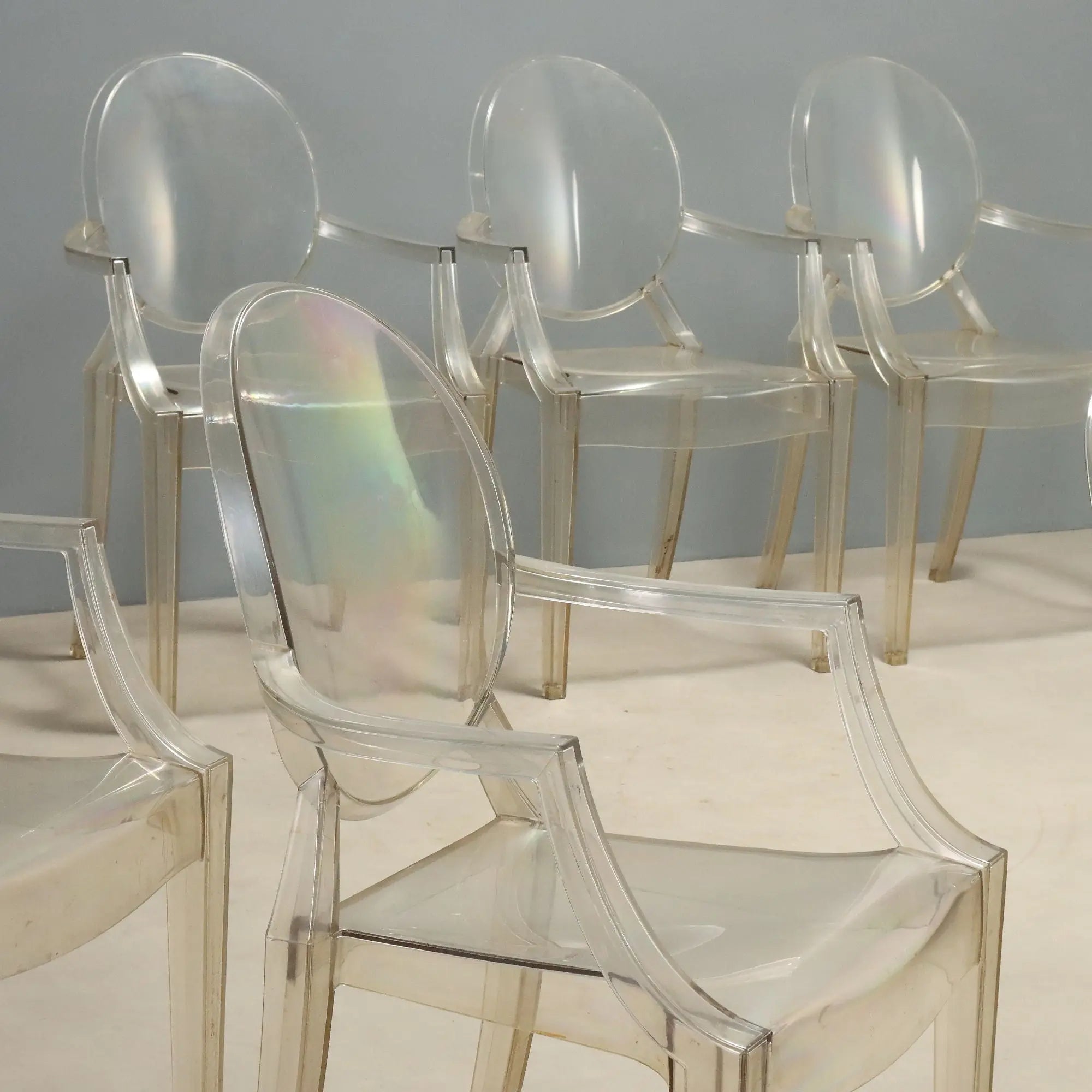 Kartell Louis Ghost Chairs Design Philippe Starck 2000s