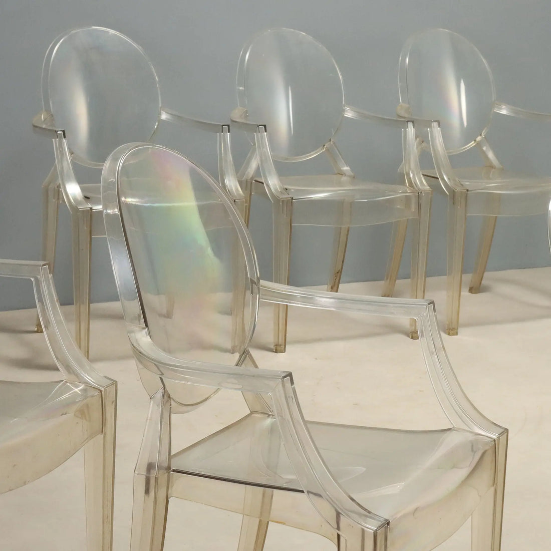 Kartell Louis Ghost Chairs Design Philippe Starck 2000s