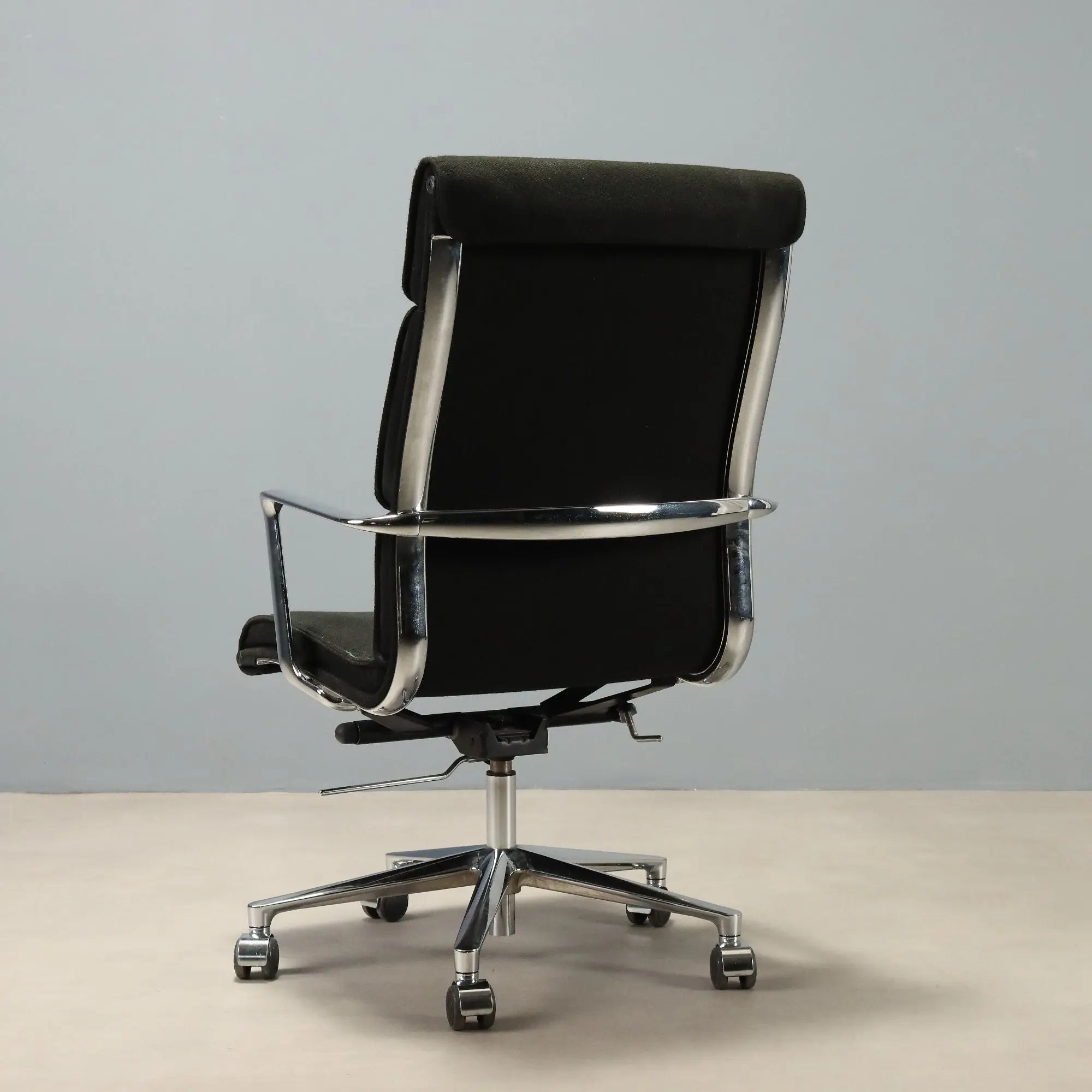 Vintage ICF Office Chair Design Eames Aluminium Italy 1970s