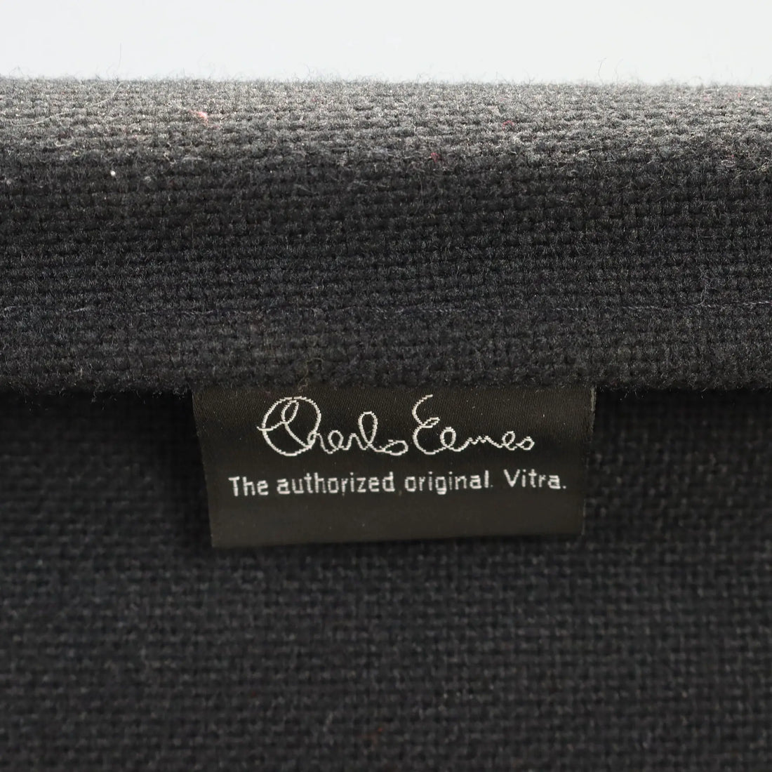 Vitra EA 119 Armchair Vintage Design Eames 2000s