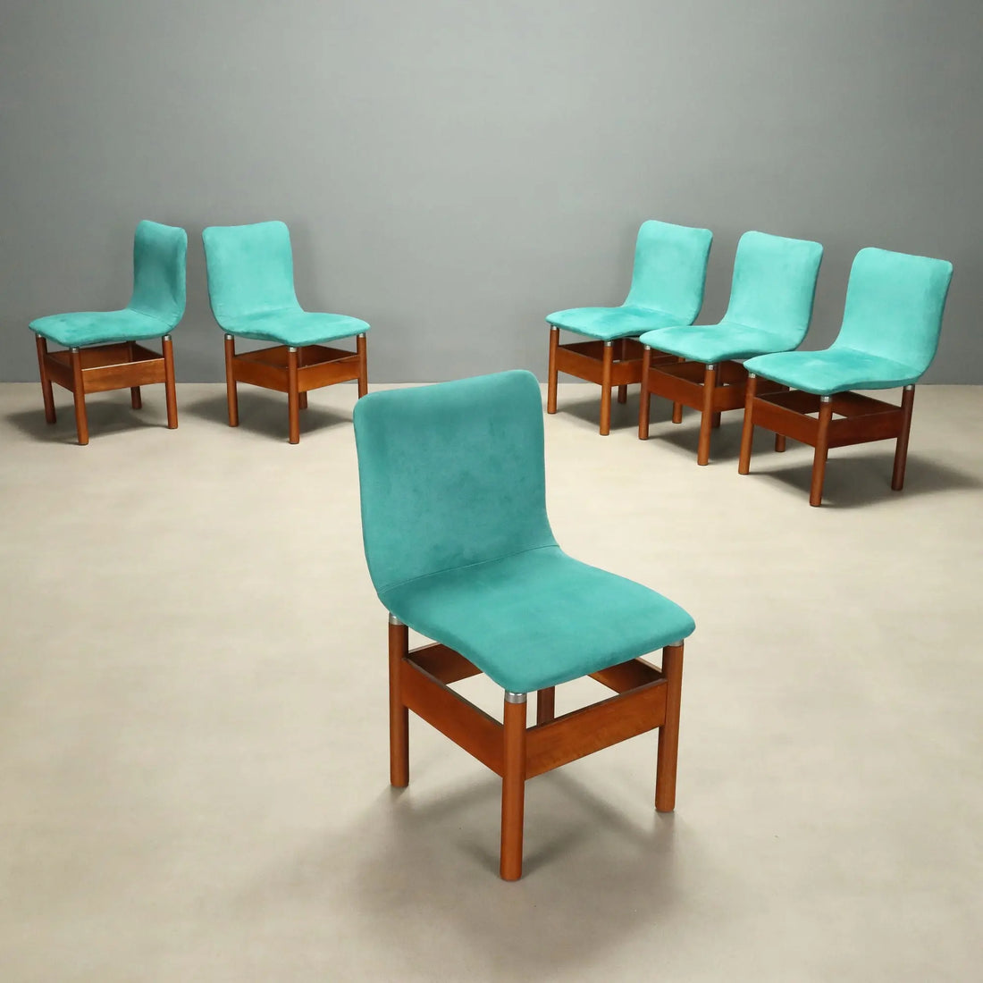 Saporiti Chelsea Chairs Beech Vintage Design V. Introini 1960s