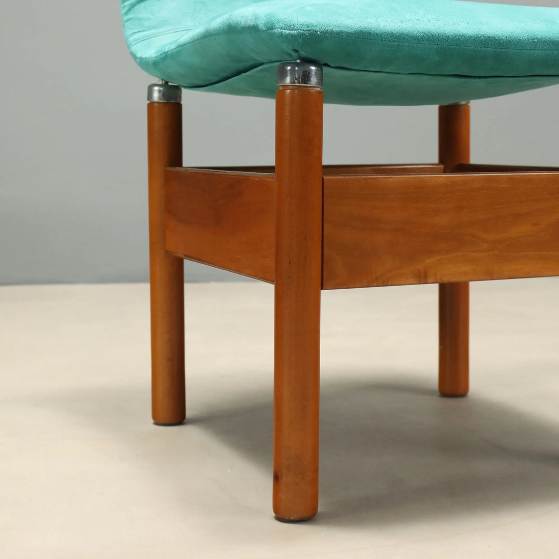 Saporiti Chelsea Chairs Beech Vintage Design V. Introini 1960s