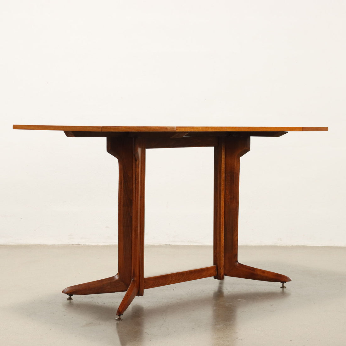  | Modernism  Tables