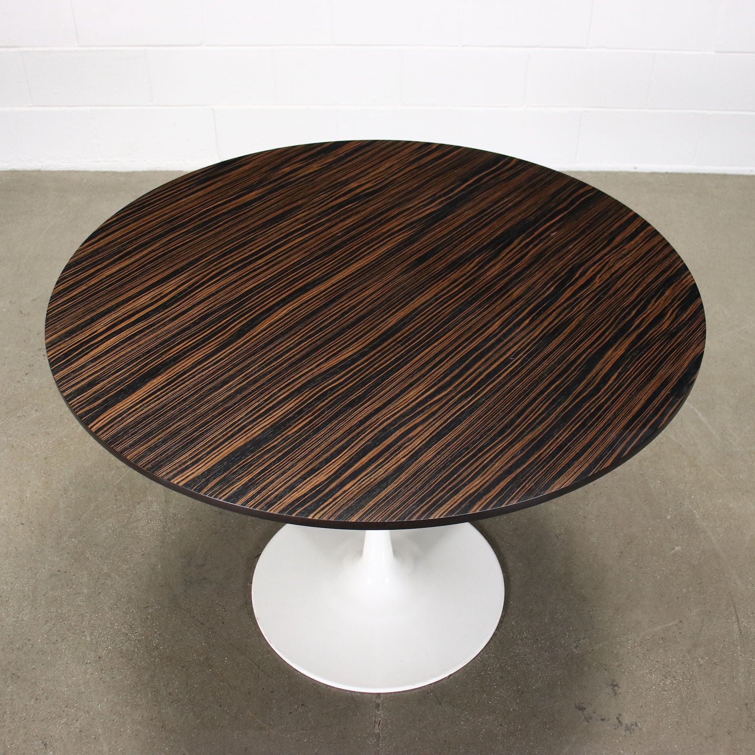 Vintage Table Tulip Style Lacquered Wood Italy 1960-1970s | Modernism  Tables