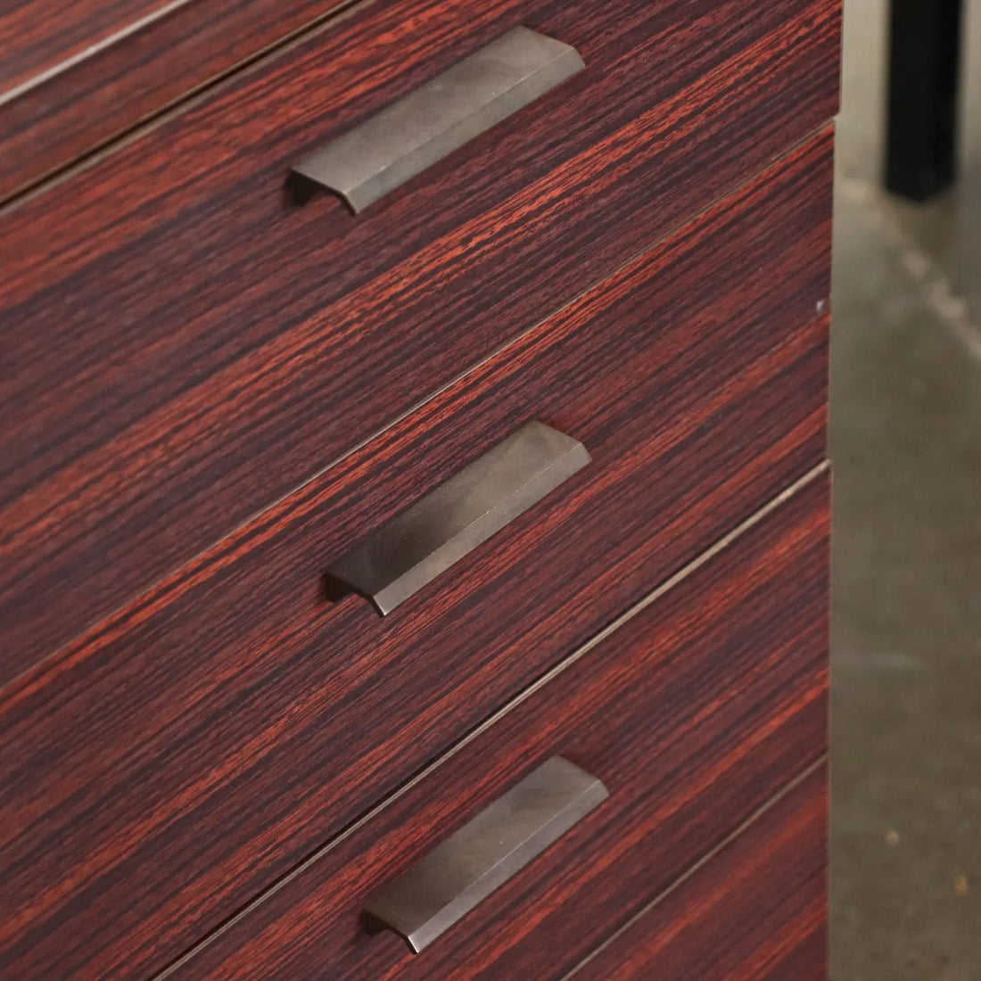 Desk Laminate Italy 1960s | Modernism | Tables