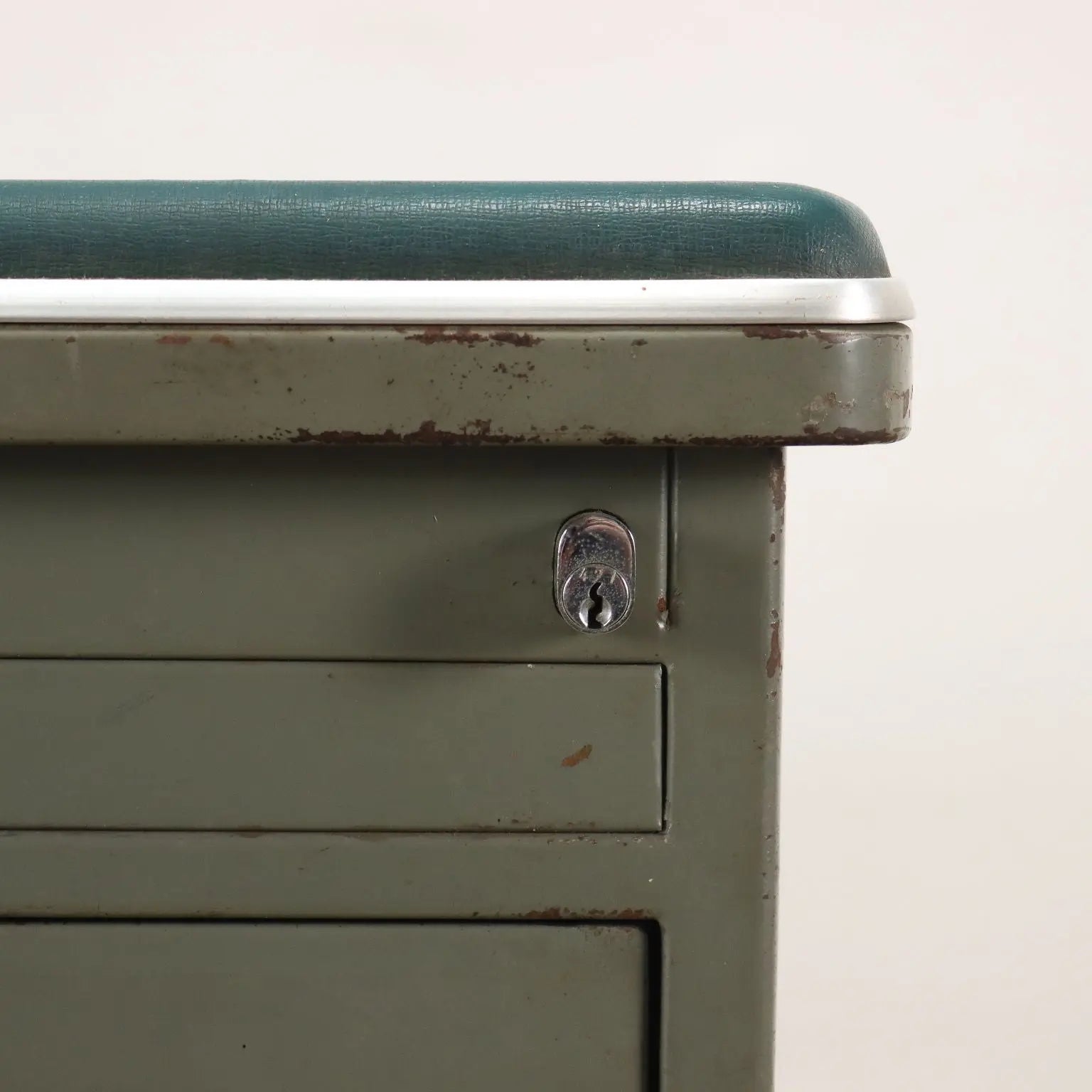 Vintage Writing Desk from the 1960s Enamelled Metal Leatherette | Modernism | Tables