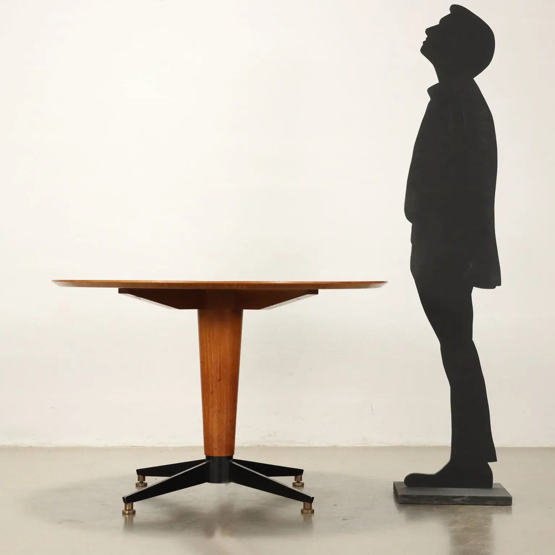 Vintage Table Enamelled Metal Painted Beech Wood Brass Design 1960s | Modernism | Tables