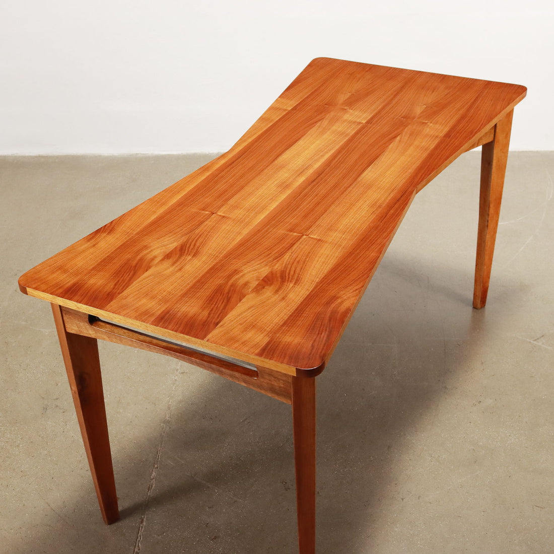  | Modernism  Tables