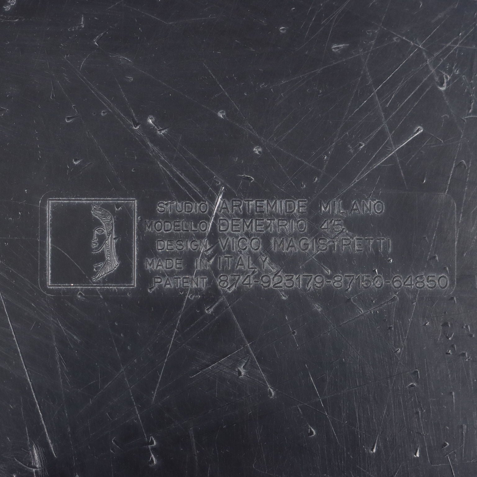 Artemide Demetrio 45 Coffee Table Vintage Design Italy 1970s - Design Vico Magistretti | Modernism  Tables