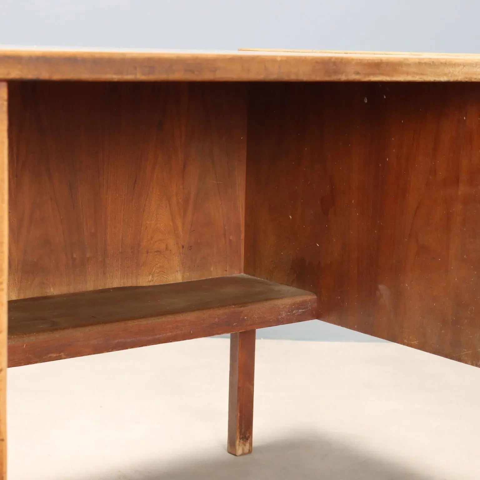 Vintage Writing Desk Wood Laminate 2 Drawers Design 1960s