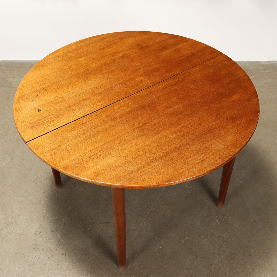 | Modernism  Tables
