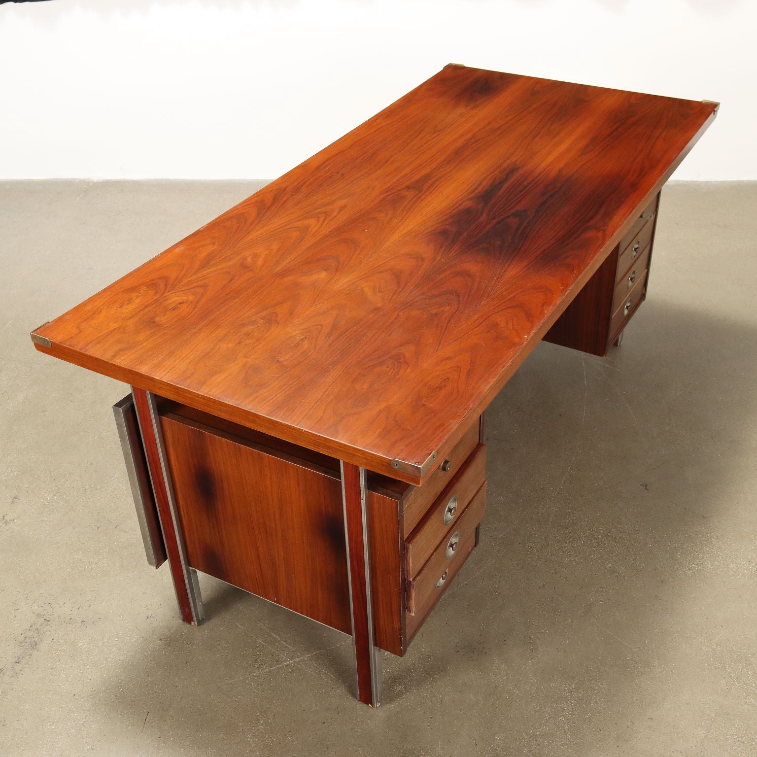  | Modernism  Tables