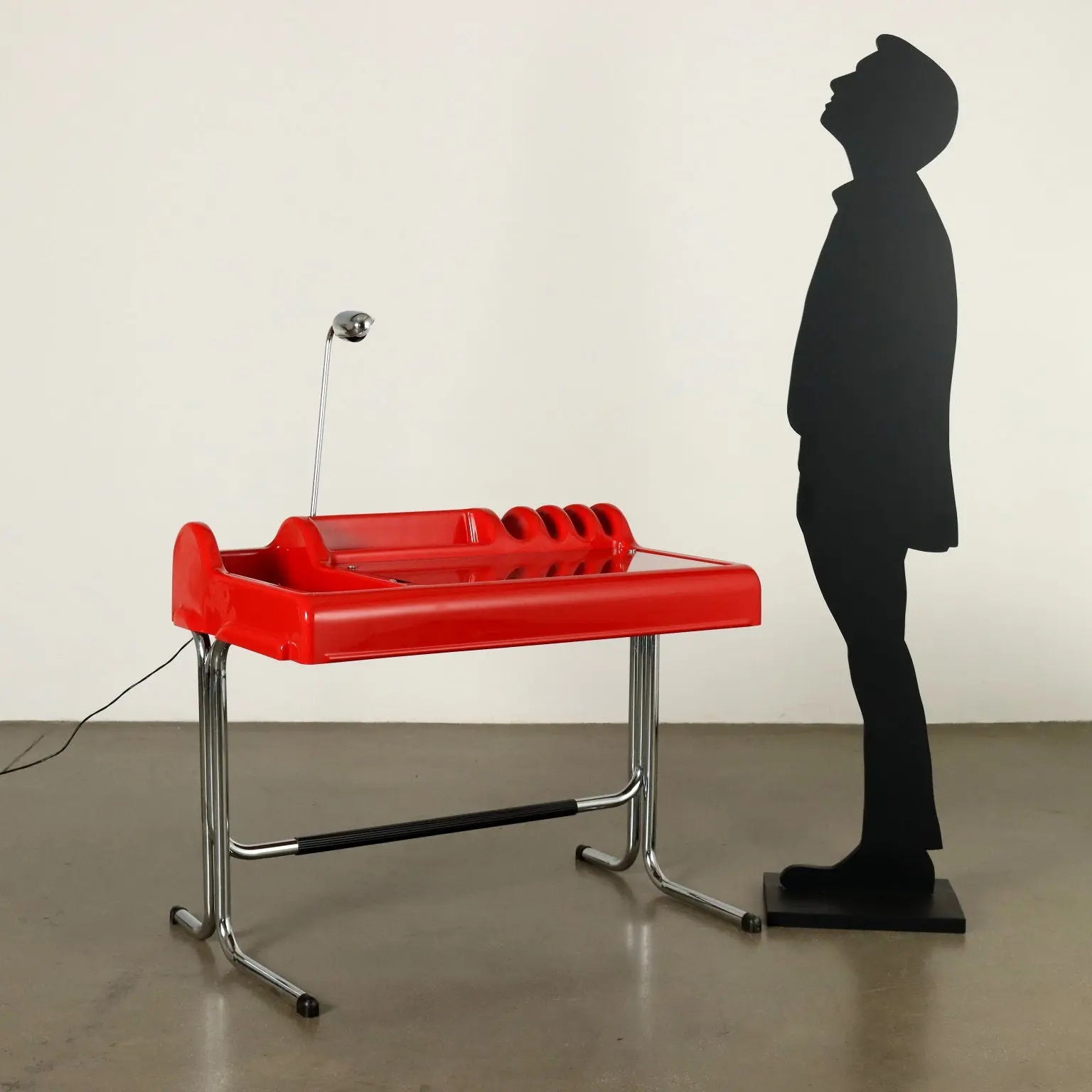 Molteni&Co. Orix Writing Desk Vintage Design  Parigi & Nani Prina - Red Version, Molteni&Co. 1970s | Modernism | Tables
