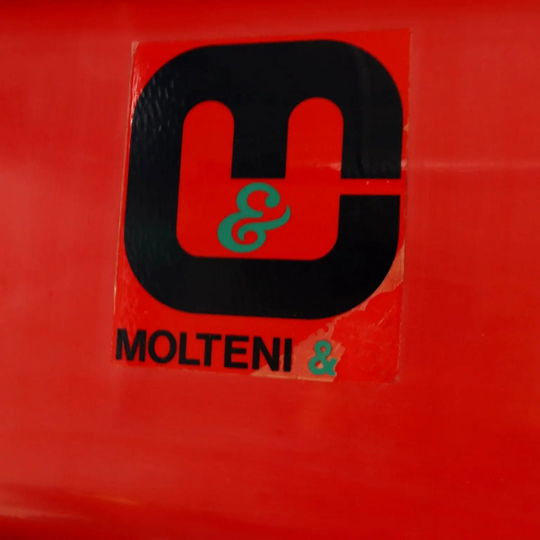 Molteni&Co. Orix Writing Desk Vintage Design  Parigi & Nani Prina - Red Version, Molteni&Co. 1970s | Modernism | Tables