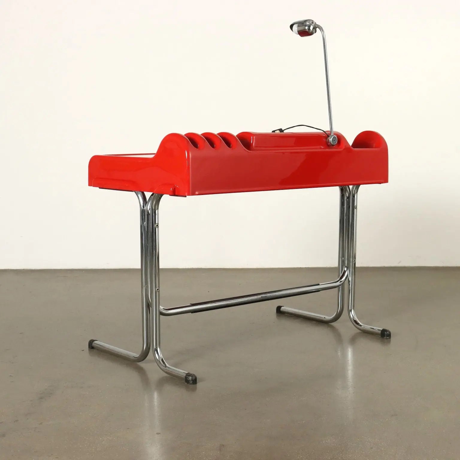 Molteni&Co. Orix Writing Desk Vintage Design  Parigi & Nani Prina - Red Version, Molteni&Co. 1970s | Modernism | Tables