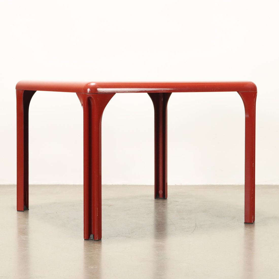 Artemide Stadio 100 Table Vintage Design V. Magistretti 1970s - Artemide Production, 1970s | Modernism  Tables