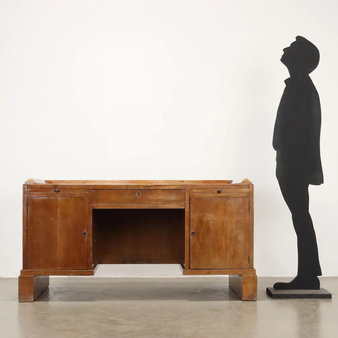 Vintage Writing Desk Walnut Veneer Wood Drawers Italy 1920s | Modernism | Tables