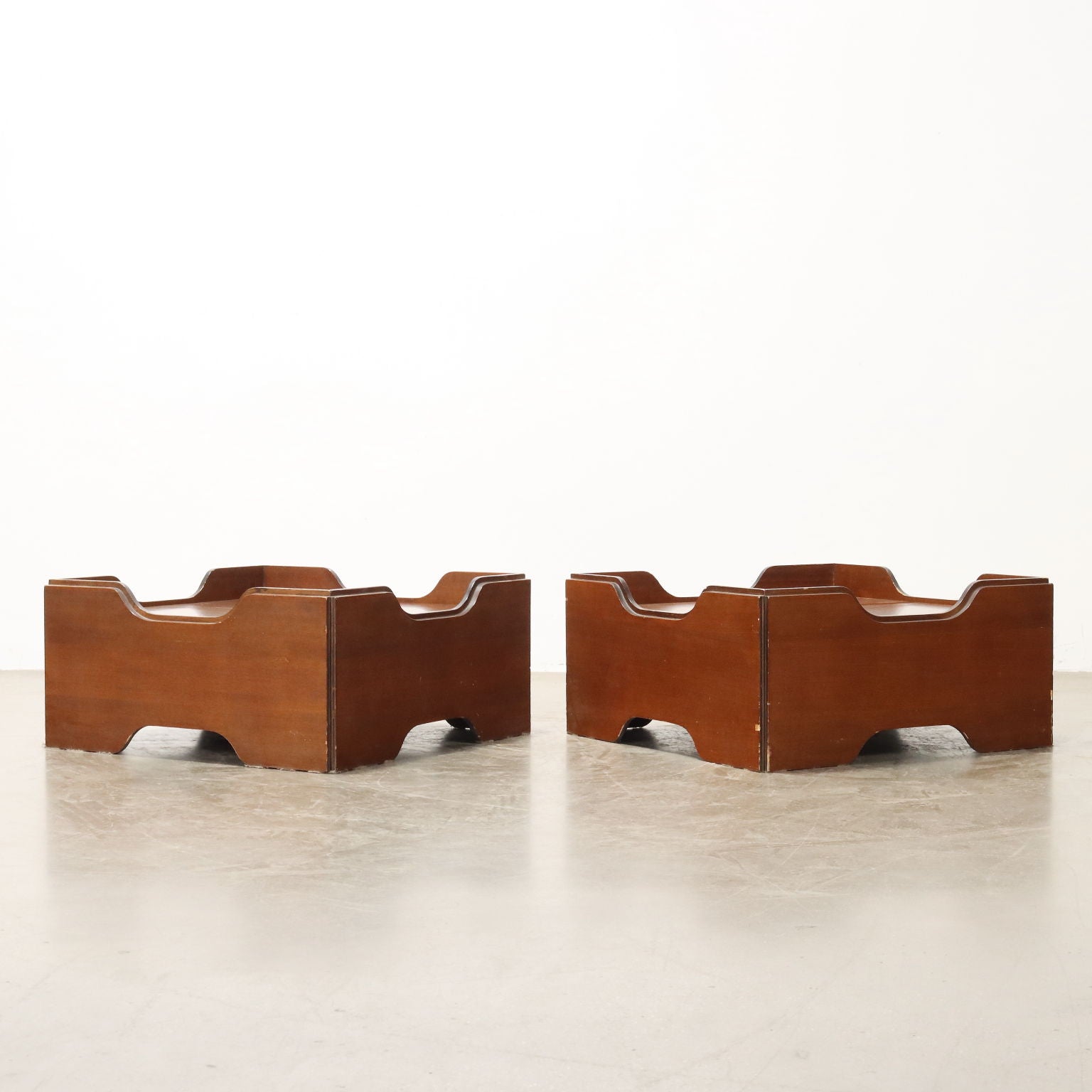  | Modernism  Tables
