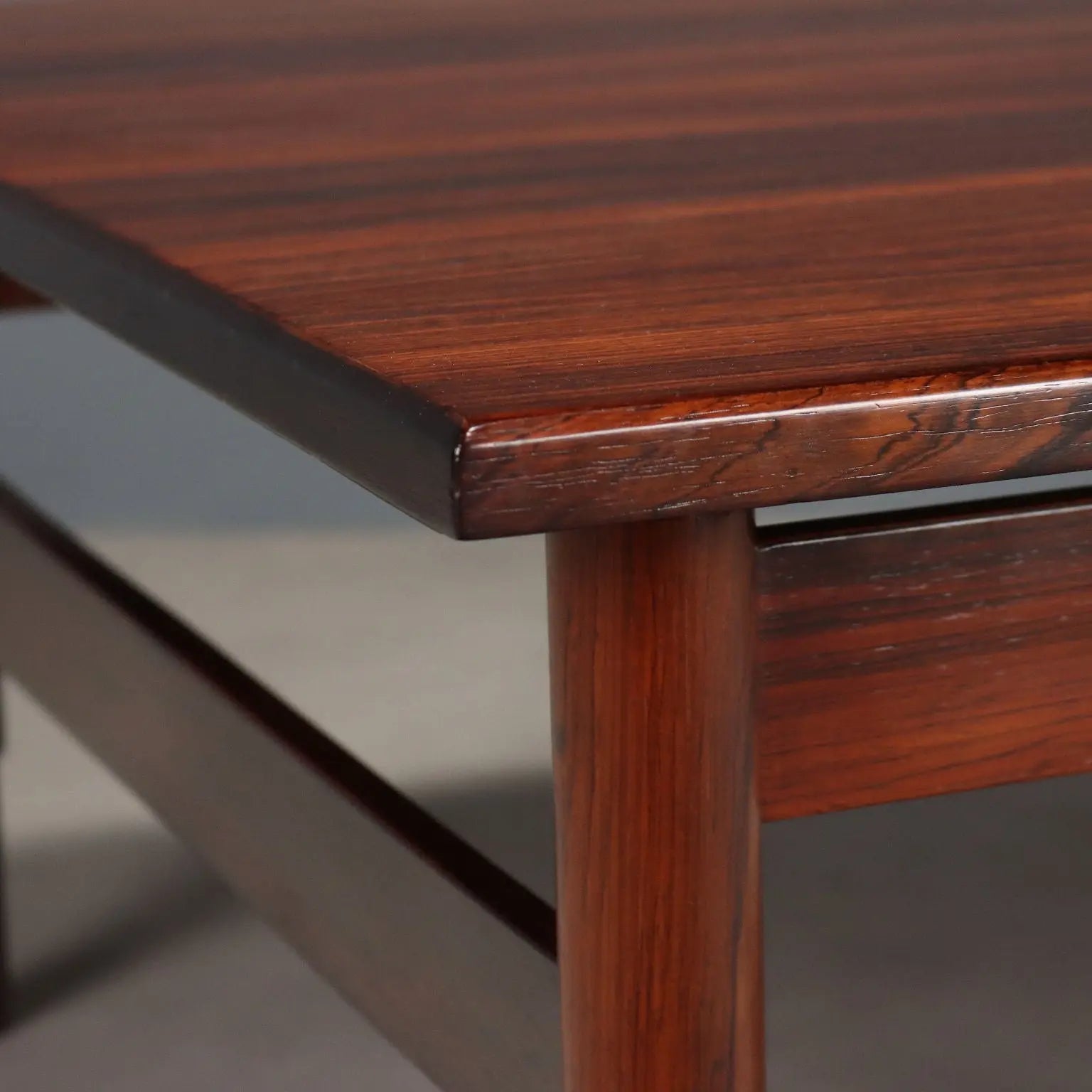 Vintage Coffee Table Exotic Wood Veneer Design Italy 1960s | Modernism | Tables