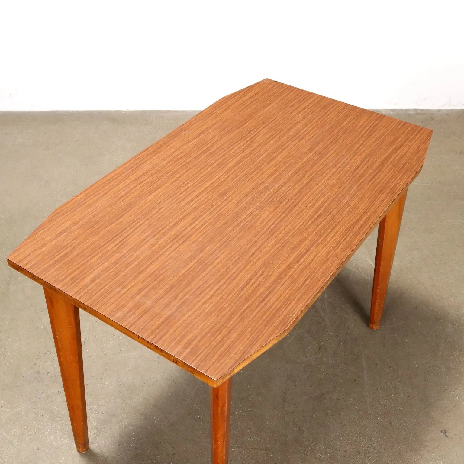 Vintage Writing Desk Laminate Italy 1950s | Modernism | Tables