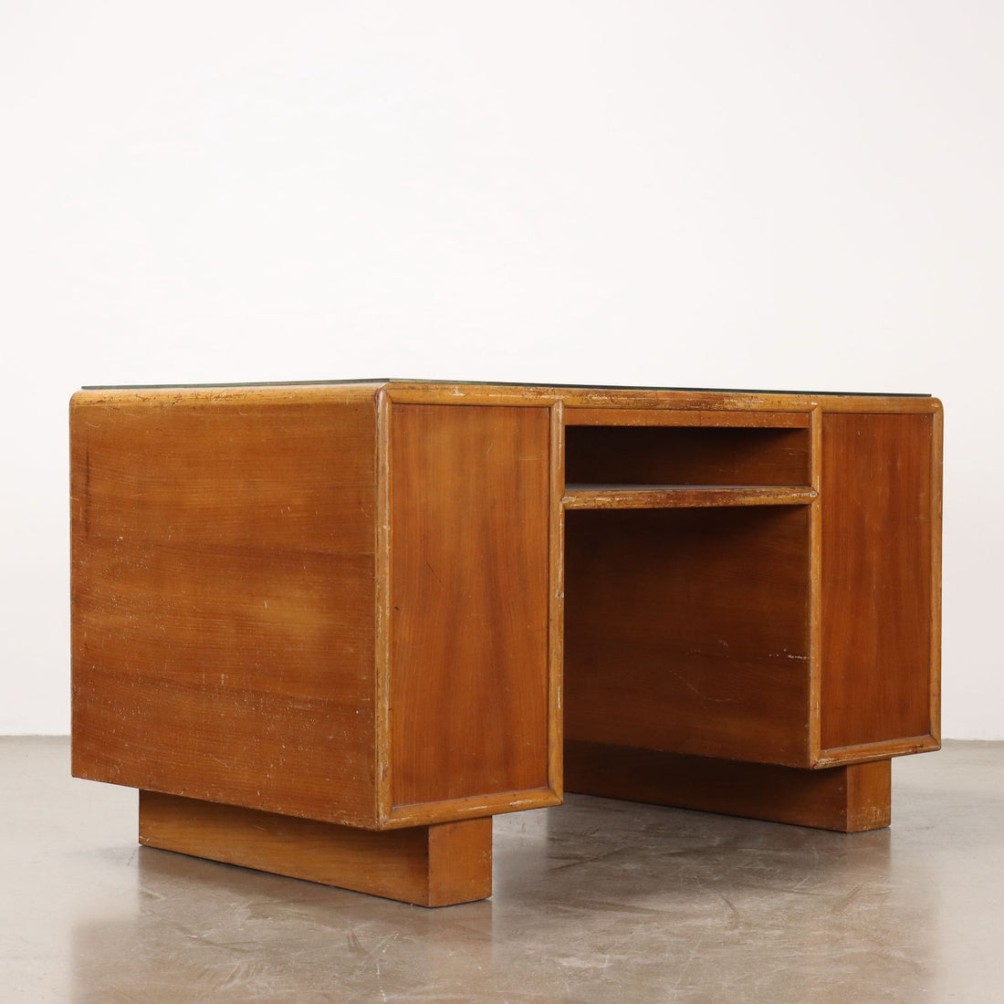  | Modernism  Tables