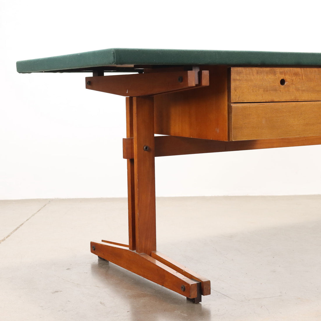  | Modernism  Tables