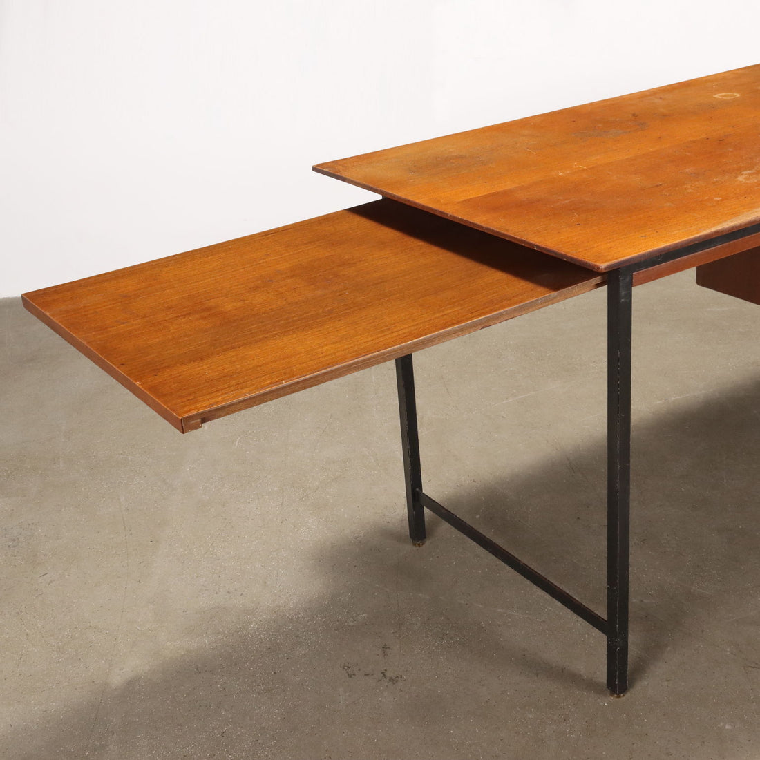  | Modernism  Tables