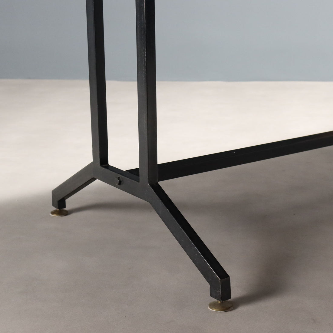  | Modernism  Tables