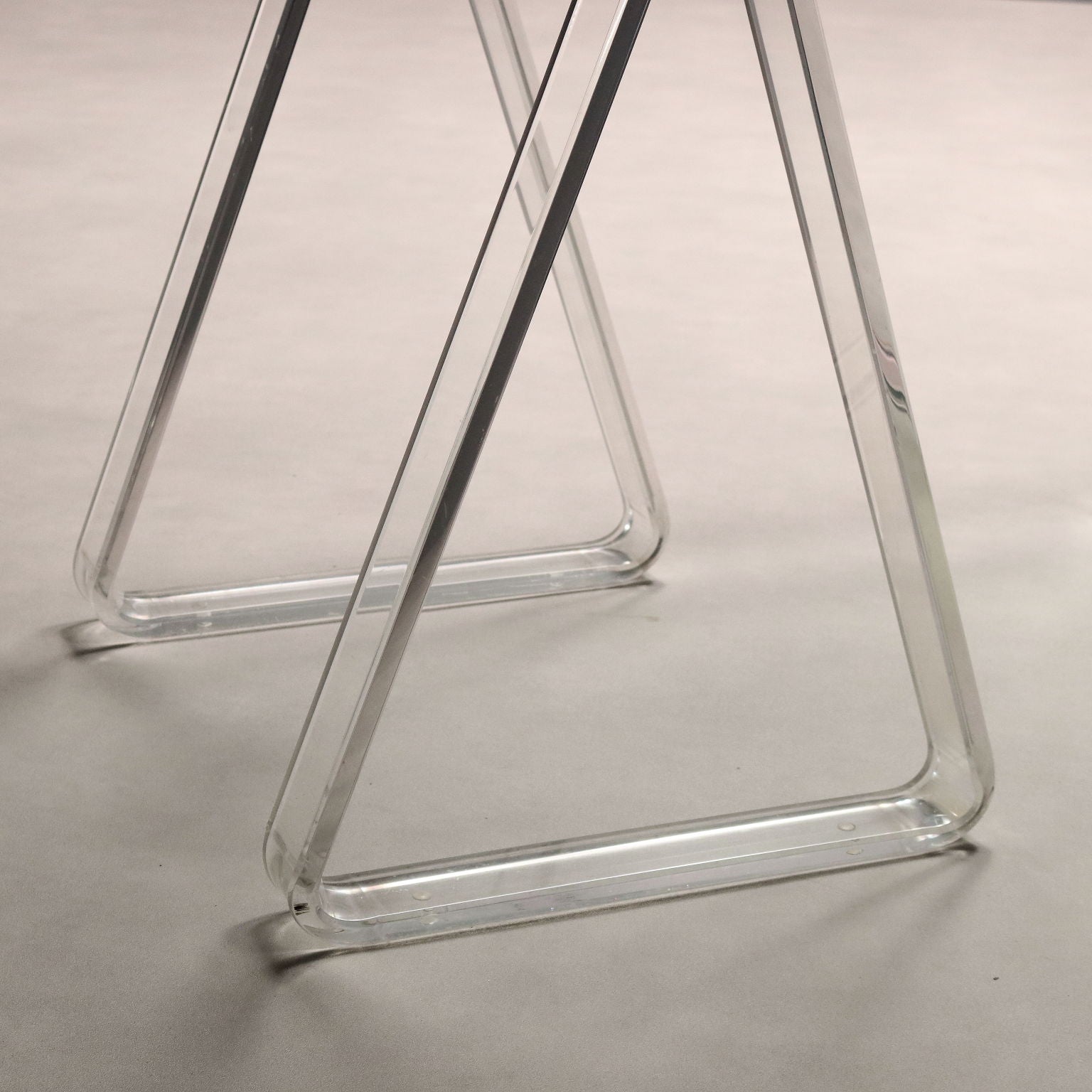  | Modernism  Tables