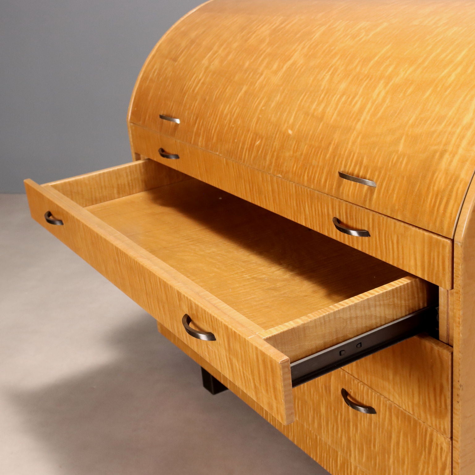  | Modernism  Furnitures