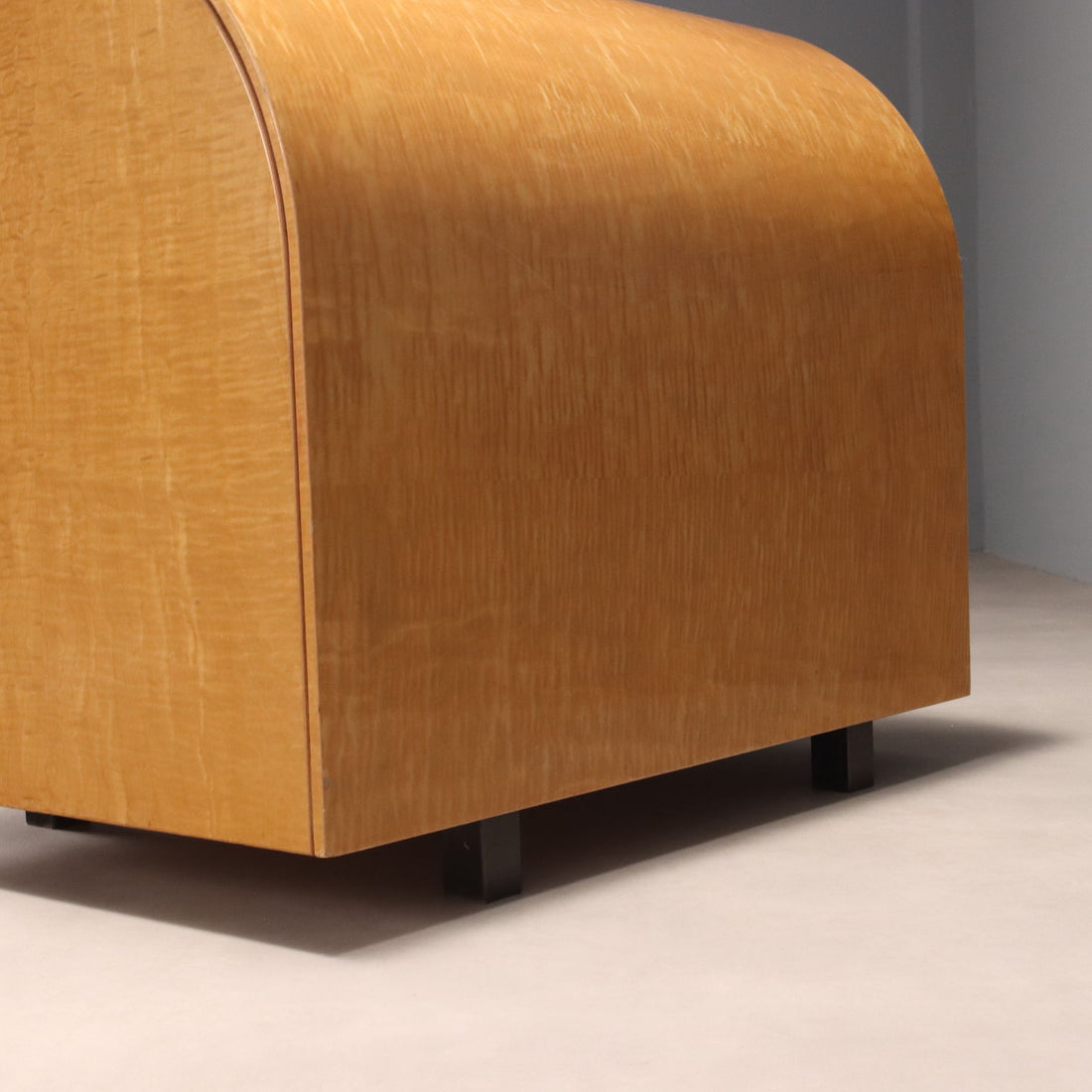  | Modernism  Furnitures