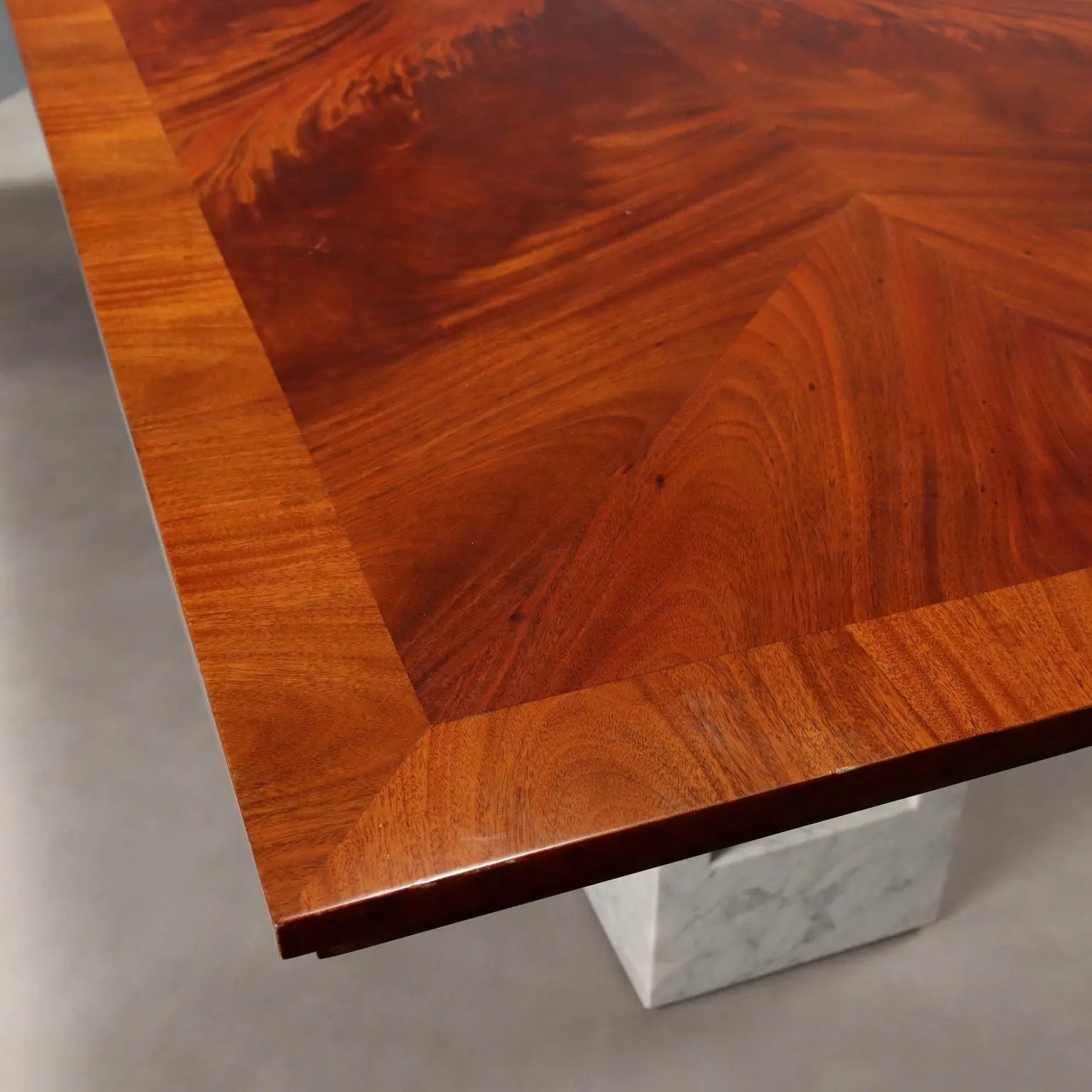 Vintage Table Design Burl Veneer Walnut Italy 1980s | Modernism | Tables