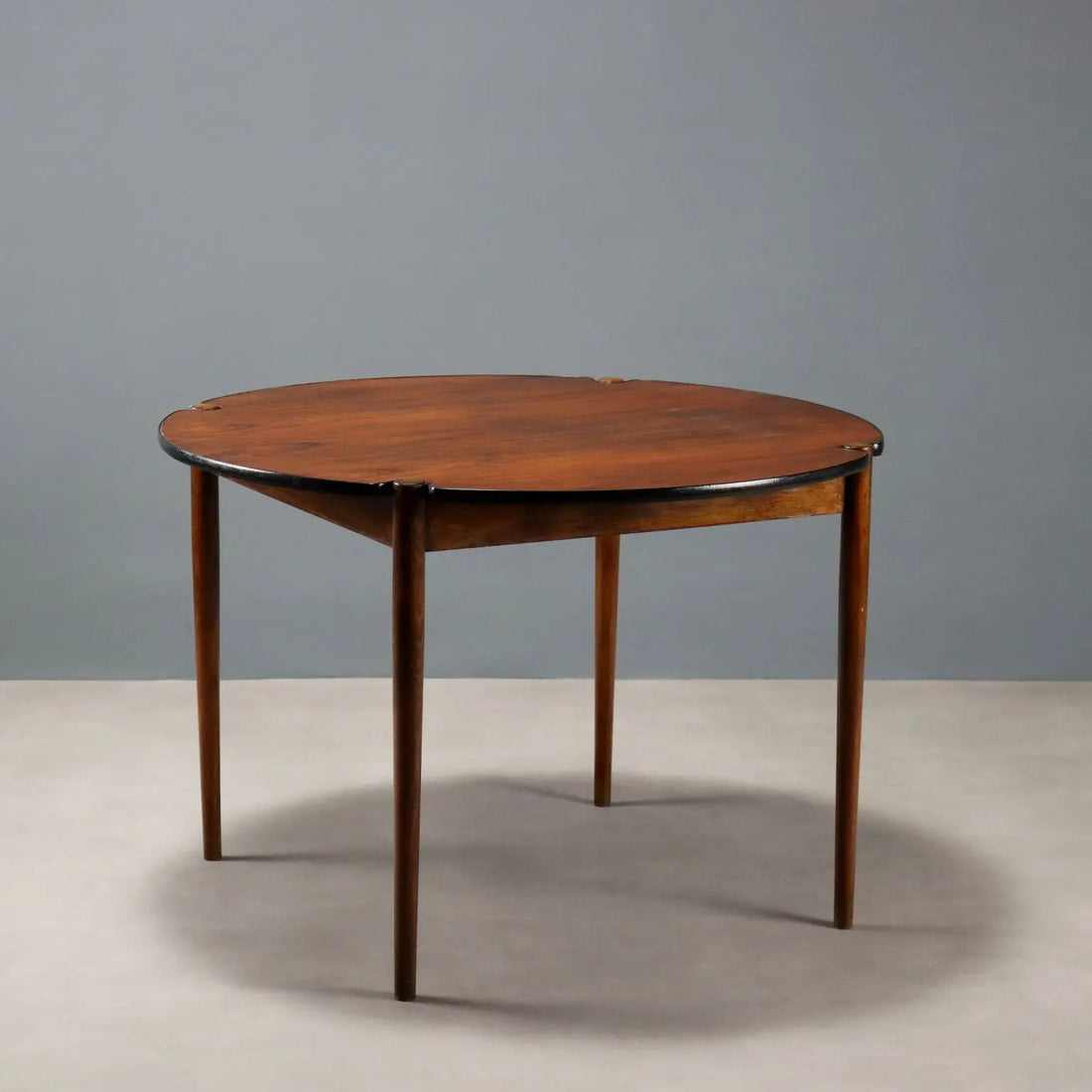 Vintage Round Game Table Design Exotic Wood Italy 1960s - Transformable into a Game Table | Modernism | Tables