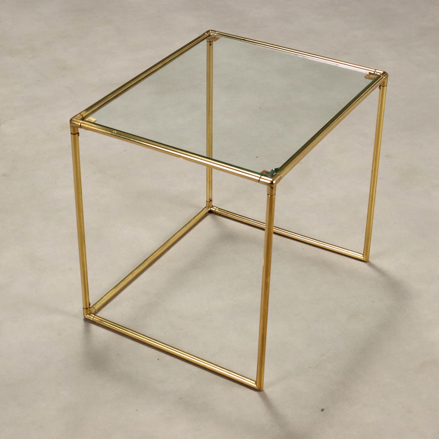 | Modernism  Tables