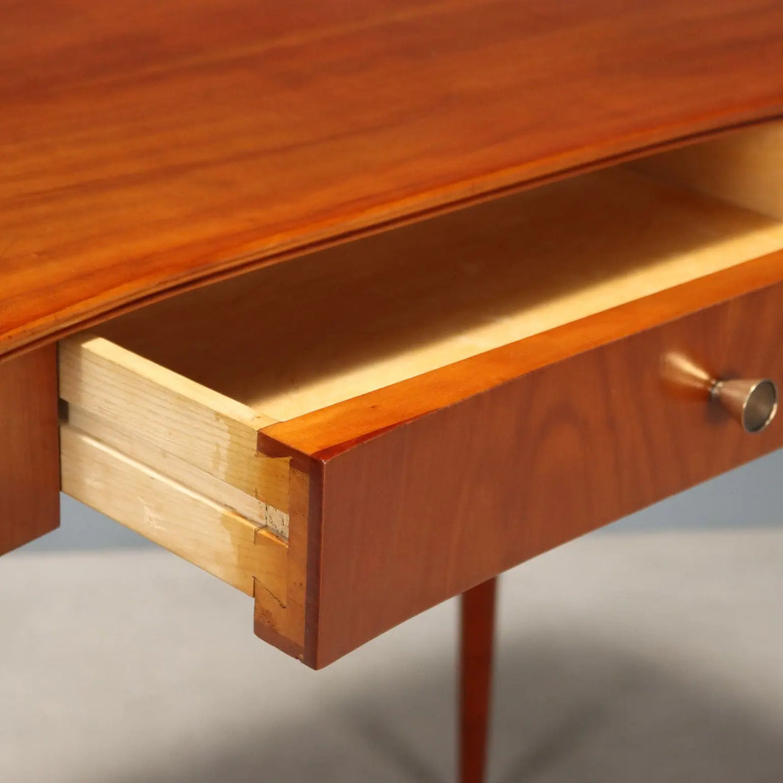Vintage Console Design Mahogany Veneer Brass Italy 1950s | Modernism | Tables