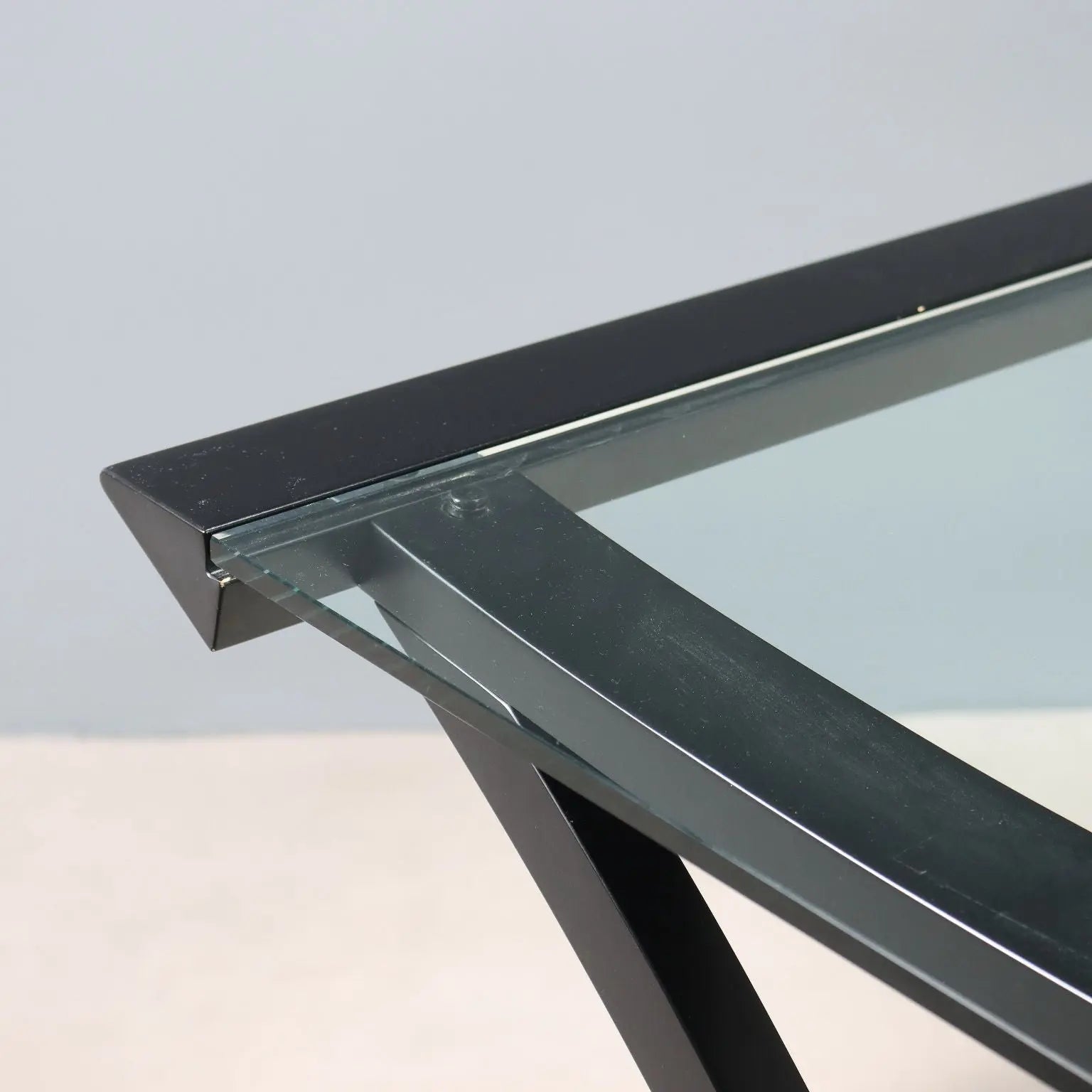 Vintage Cidue Writing Desk Lacquered Wood Glass Design 1980s - Cidue Production | Modernism | Tables