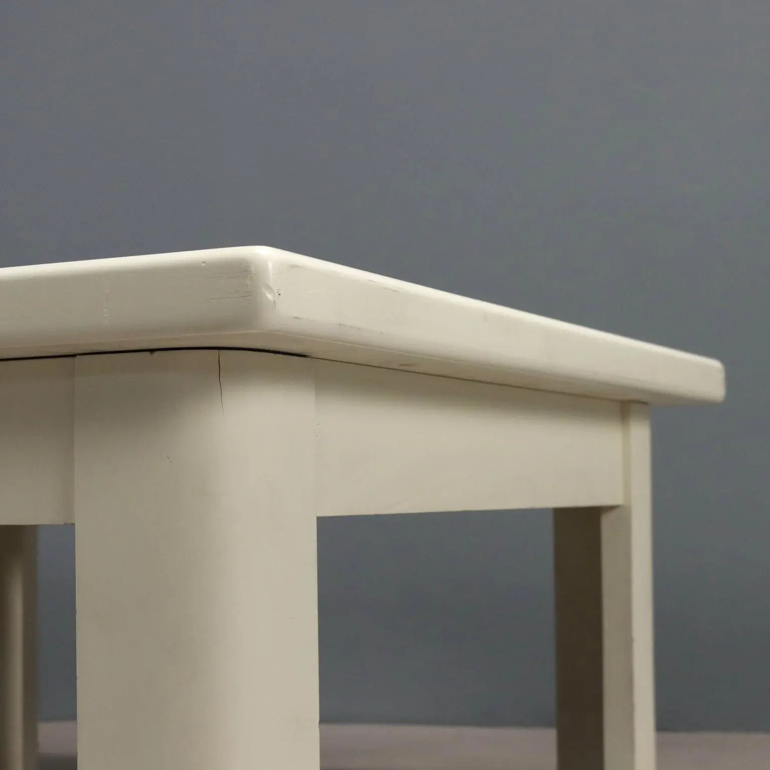 Vintage Coffee Table White Lacquered Wood Design Italy 1970s | Modernism | Tables
