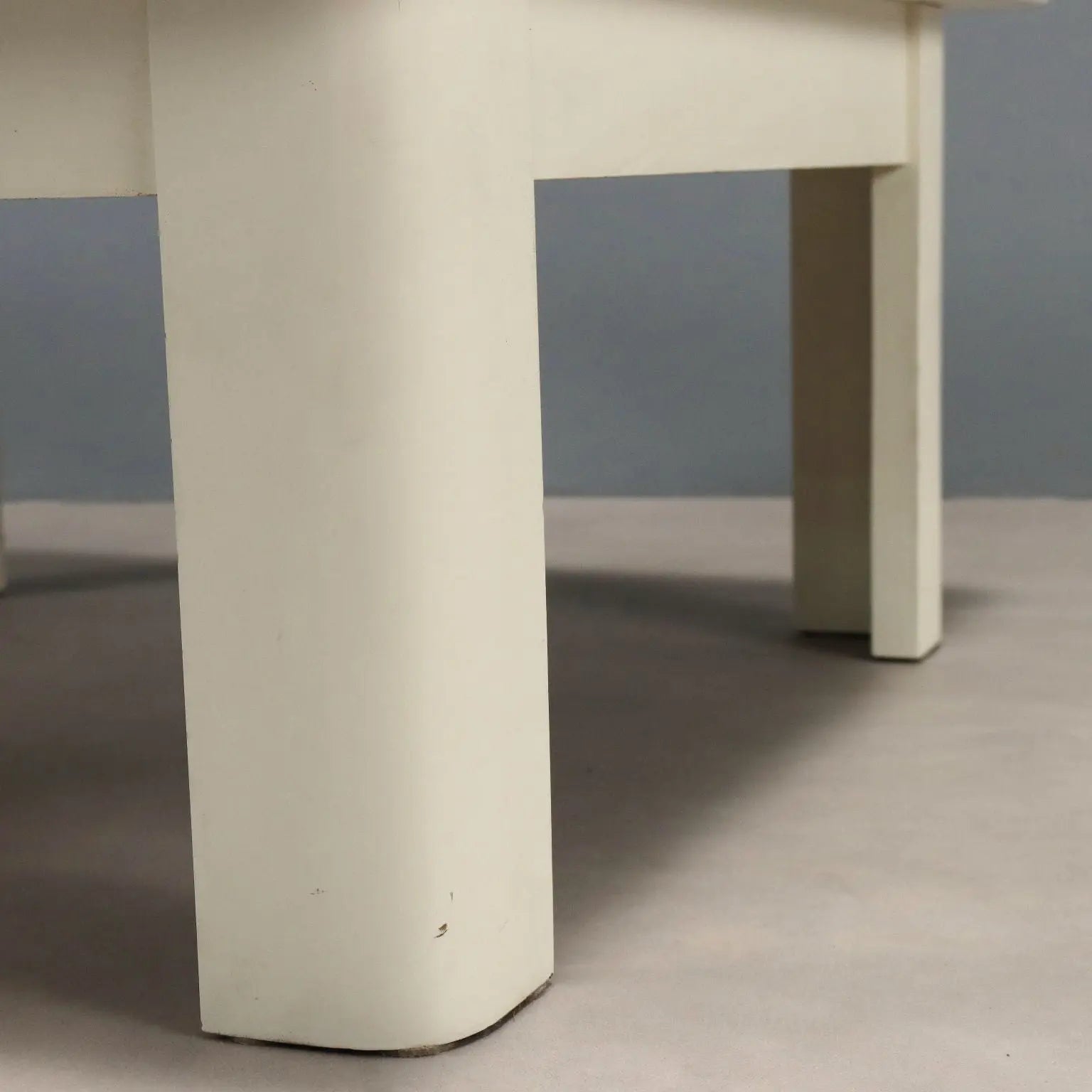 Vintage Coffee Table White Lacquered Wood Design Italy 1970s | Modernism | Tables