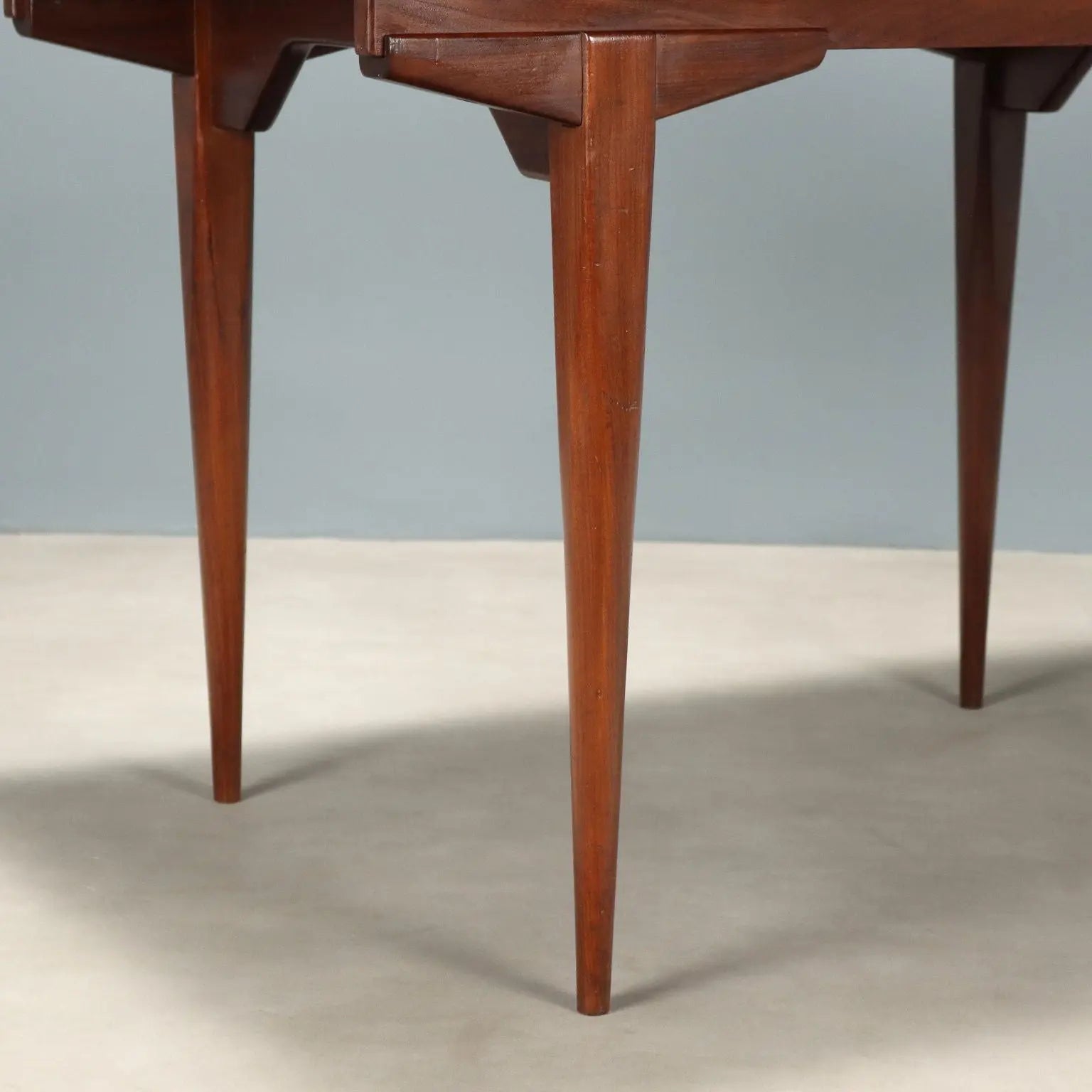 Vintage Table Teak Veneer with Extensions Design Italy 1960s | Modernism | Tables