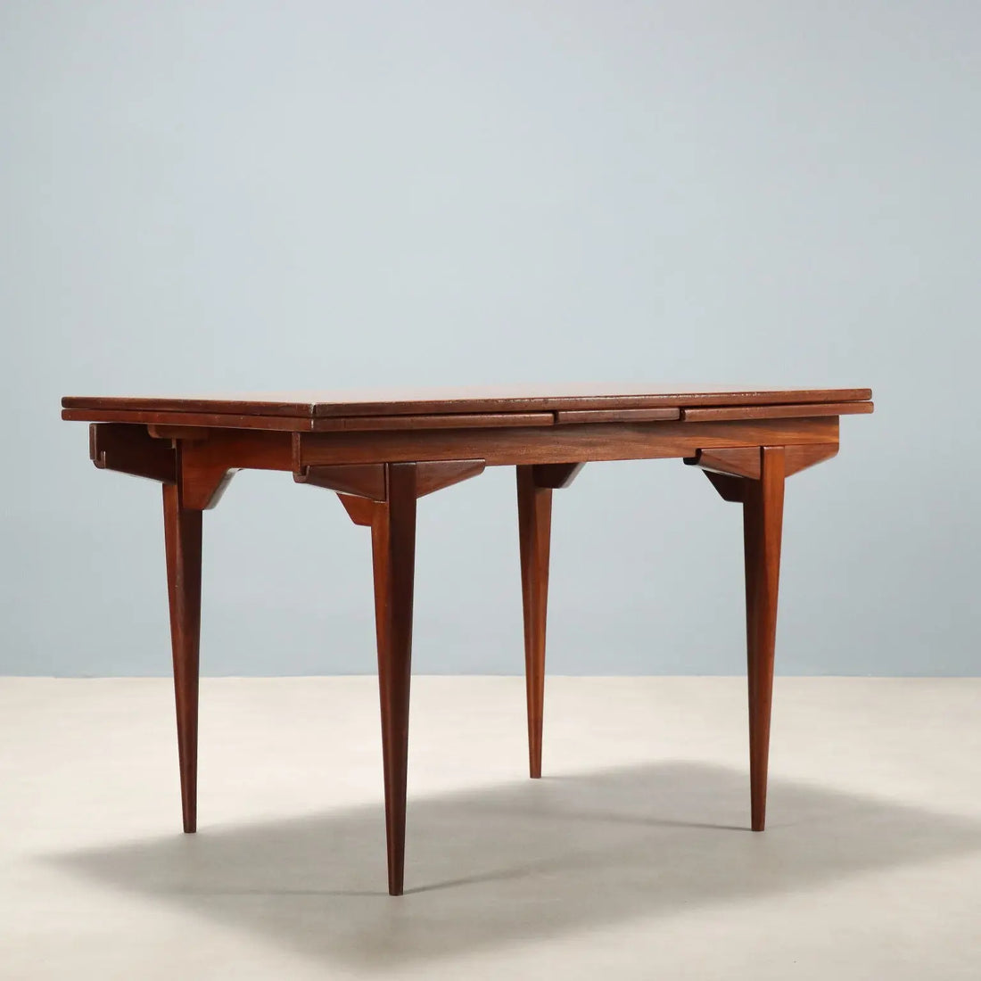 Vintage Table Teak Veneer with Extensions Design Italy 1960s | Modernism | Tables