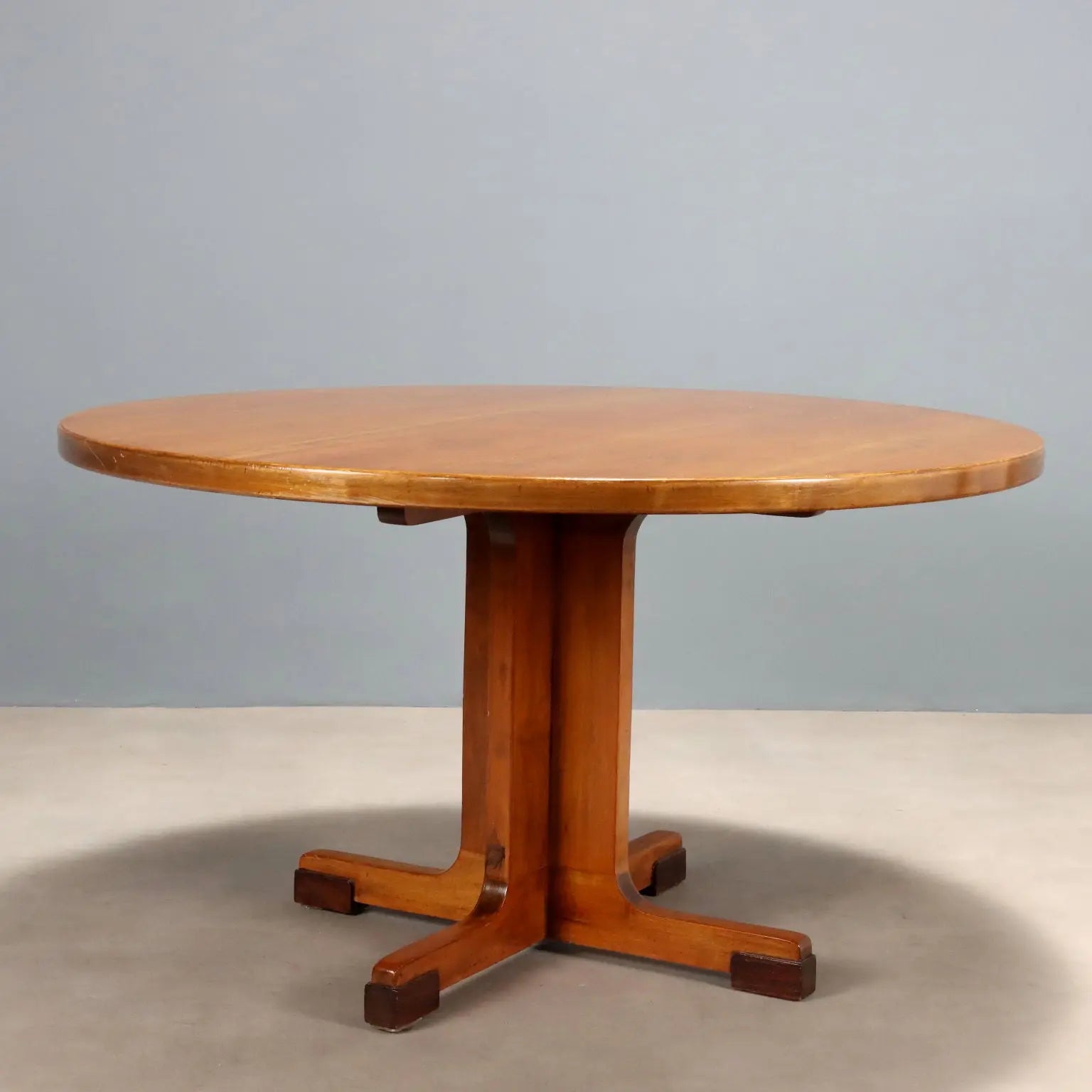 Vintage Dining Table Walnut Veneer Design Italy 1970s | Modernism | Tables