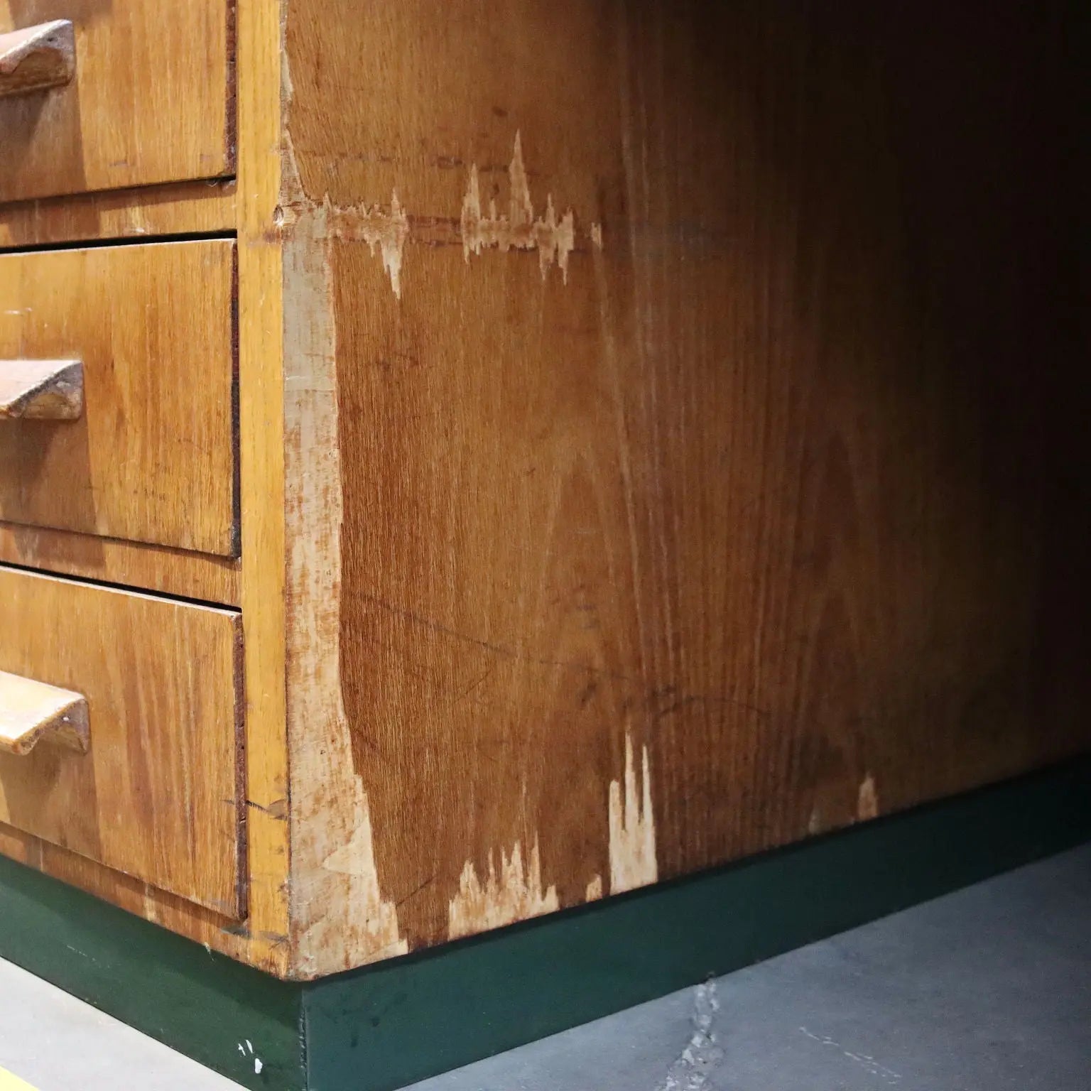Vintage Writing Desk Oak Veneer Drawers Italy 1940s | Modernism | Tables
