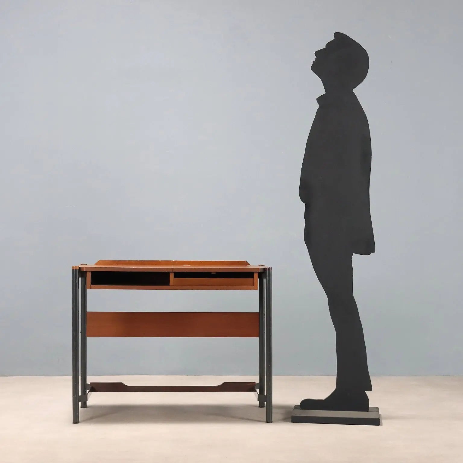 Vintage Dressing Table Mahogany Veneer Design Italy 1960s | Modernism | Tables