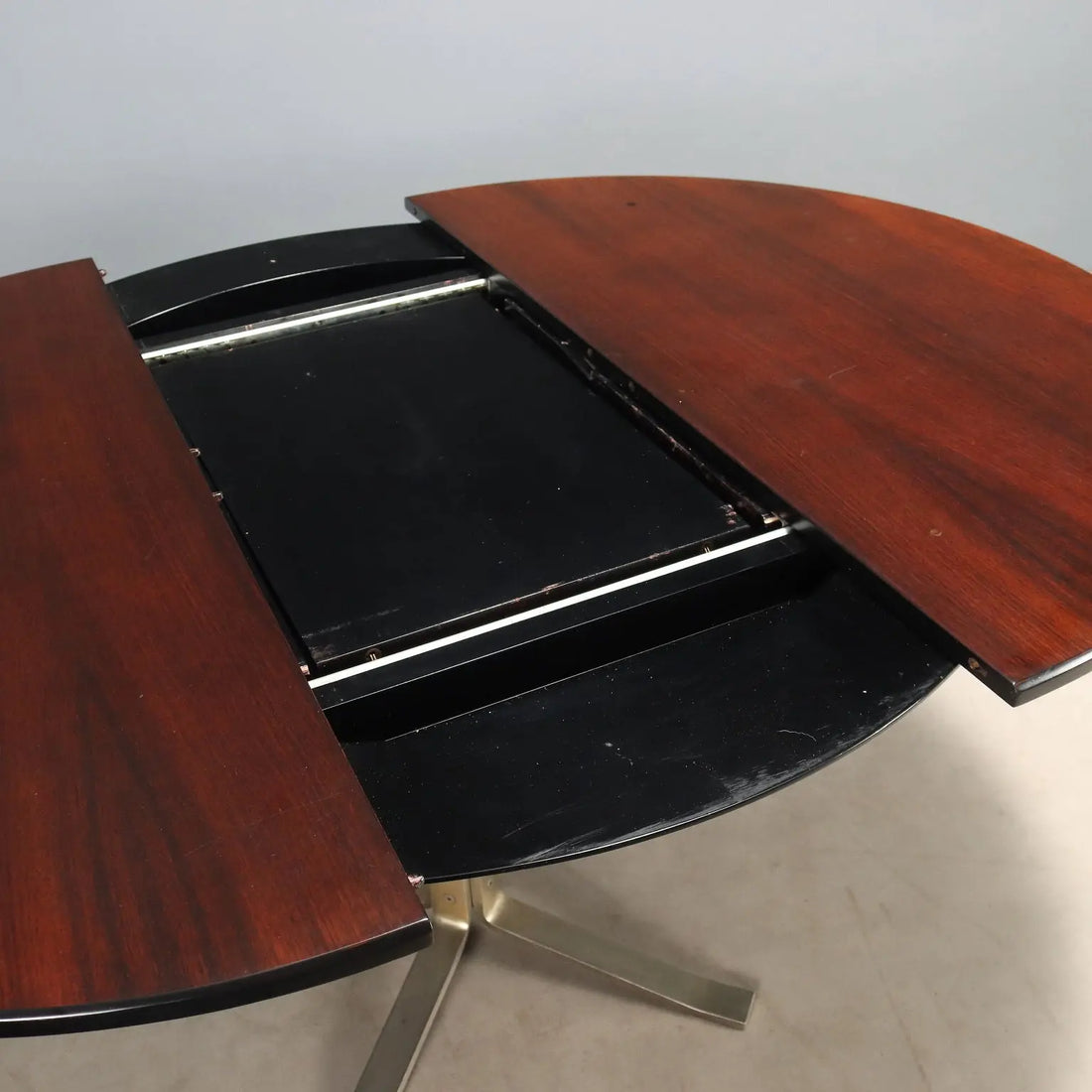 Formanova Table by Gianni Moscatelli, 1970s