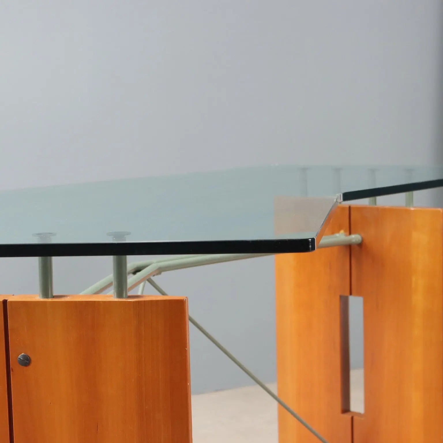 Vintage Writing Desk Tanganyka Walnut Glass Design Italy 1990s - 1990s | Modernism | Tables