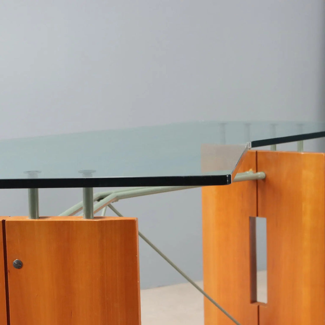 Vintage Writing Desk Tanganyka Walnut Glass Design Italy 1990s - 1990s | Modernism | Tables